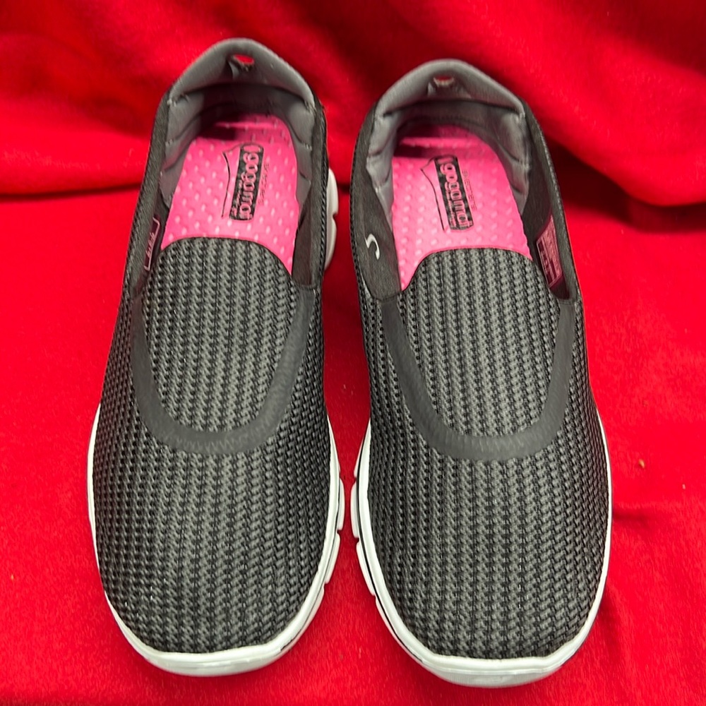 Skechers Go Walk - image 1